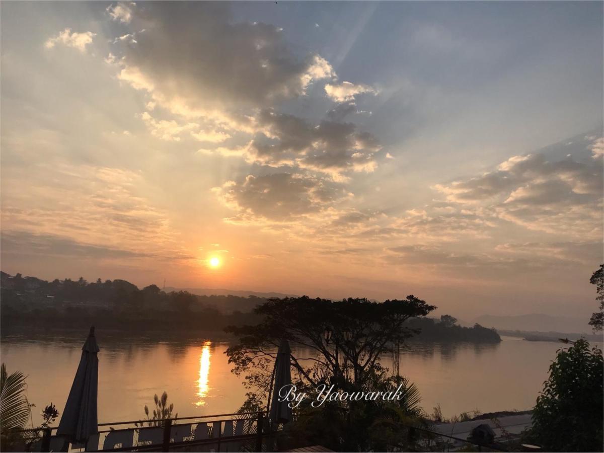 Day Waterfront Hotel Chiang Khong Eksteriør billede