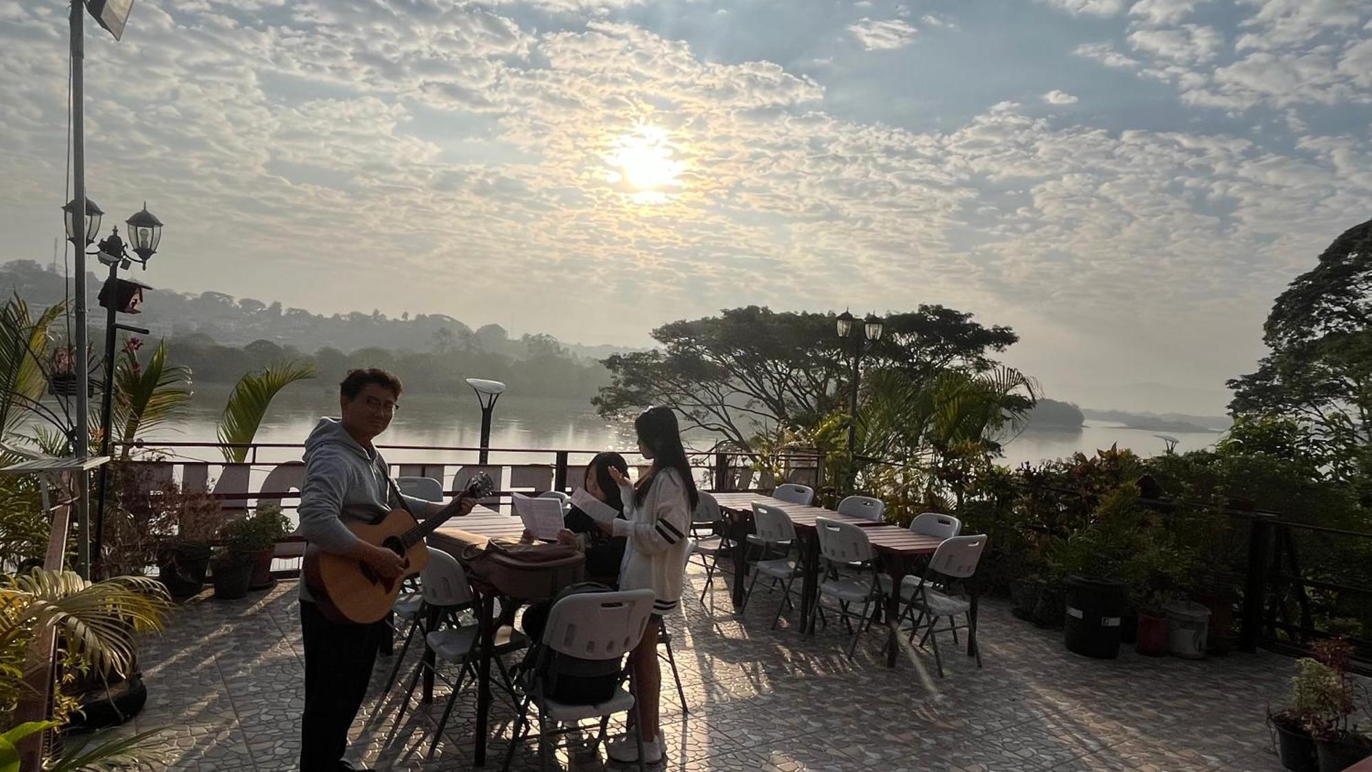 Day Waterfront Hotel Chiang Khong Eksteriør billede