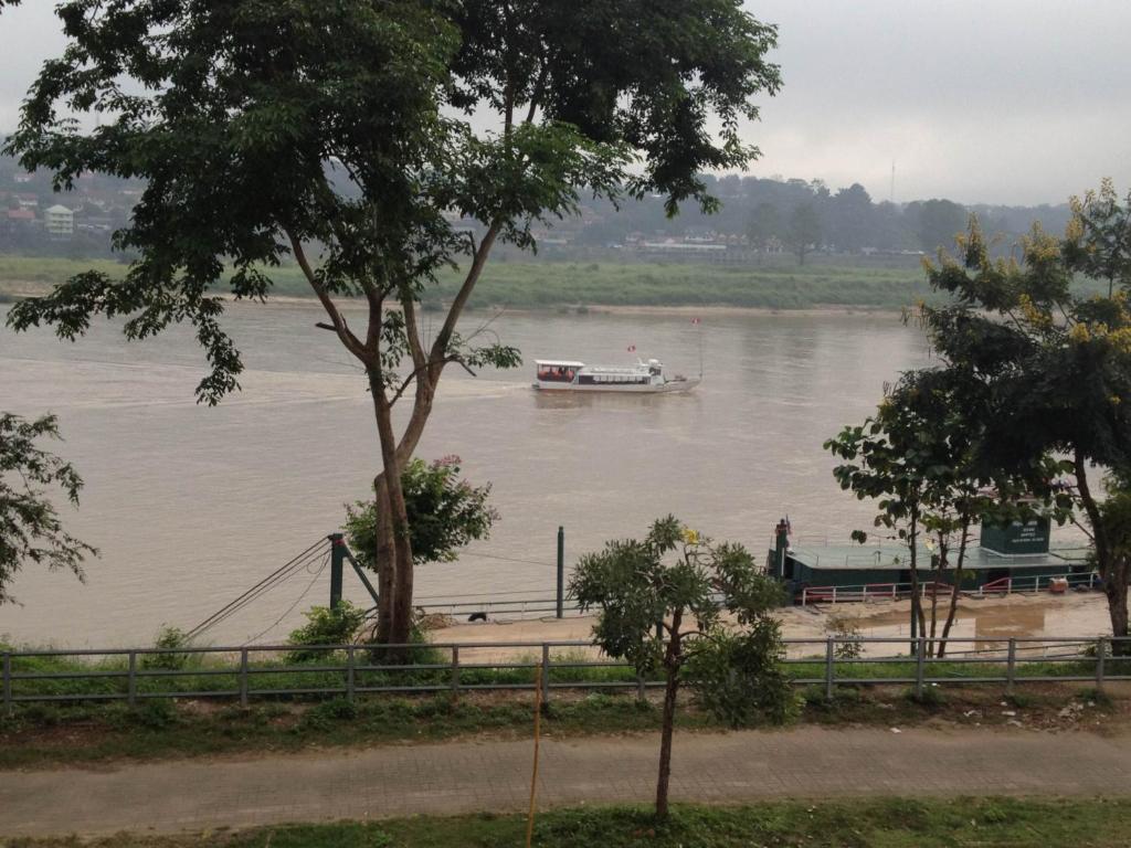 Day Waterfront Hotel Chiang Khong Eksteriør billede