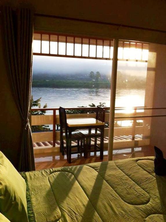 Day Waterfront Hotel Chiang Khong Eksteriør billede